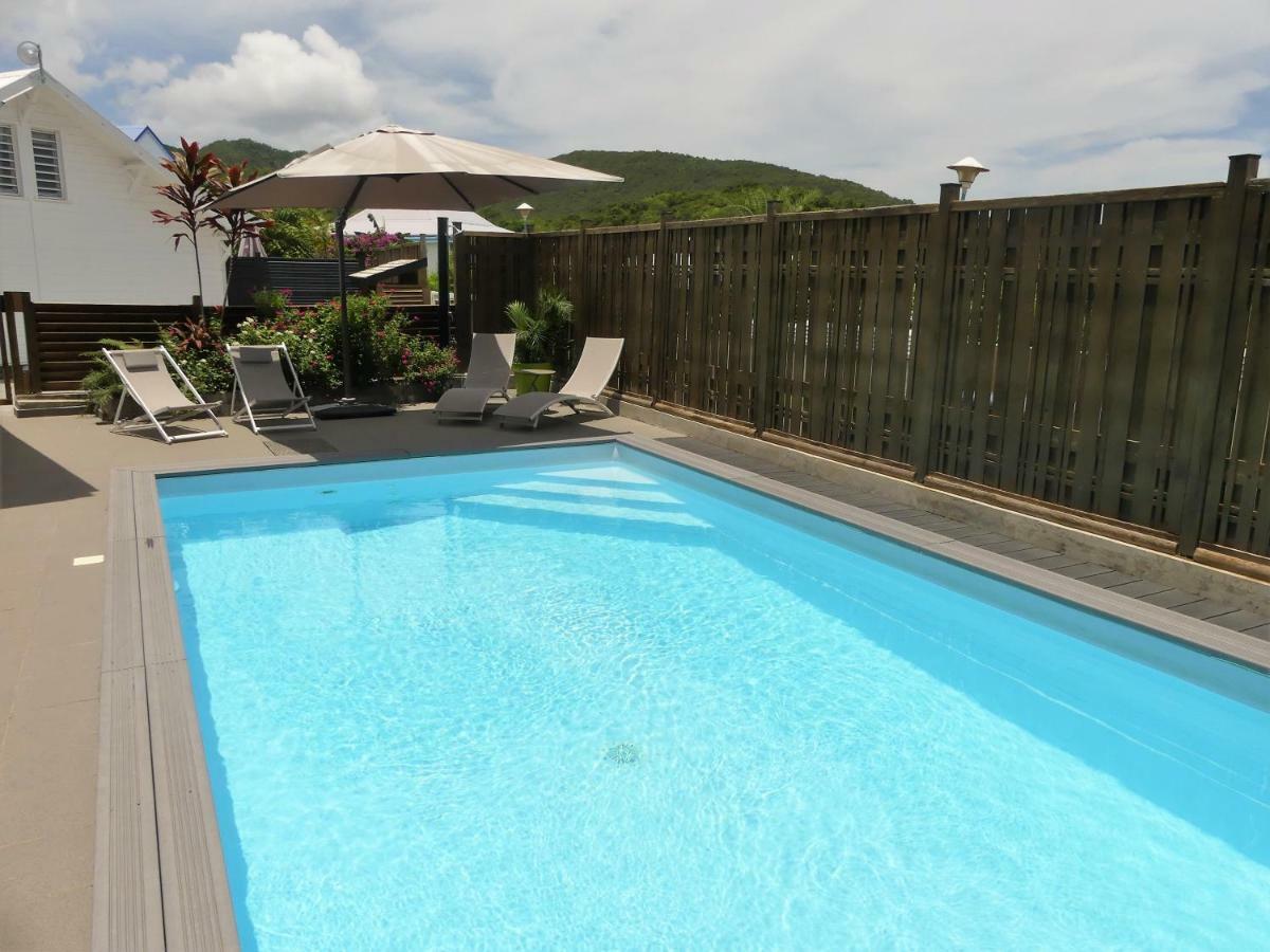 Apartamento Perle De Clugny Sainte-Rose Exterior foto
